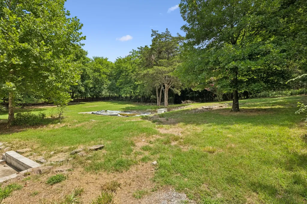 1041 Forest Harbor Drive Hendersonville TN 37075