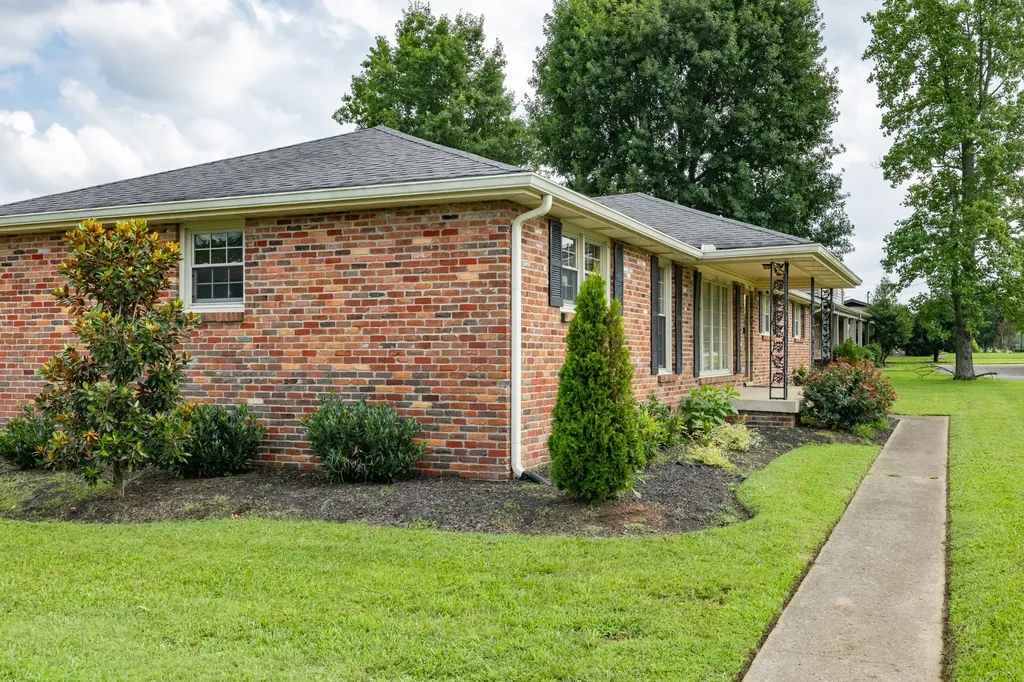 299 Winwood Drive Lebanon TN 37087