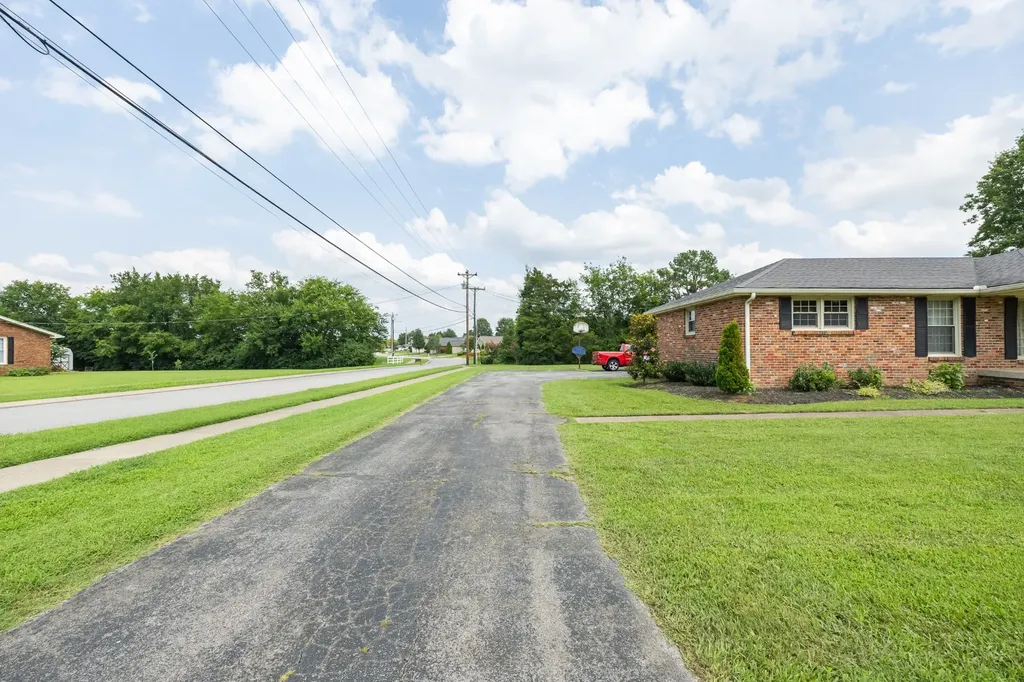 299 Winwood Drive Lebanon TN 37087