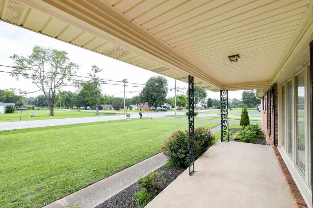 299 Winwood Drive Lebanon TN 37087