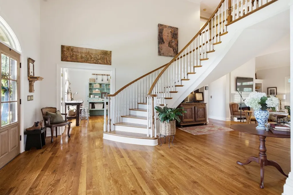 2404 Savage Creek Drive Springfield TN 37172