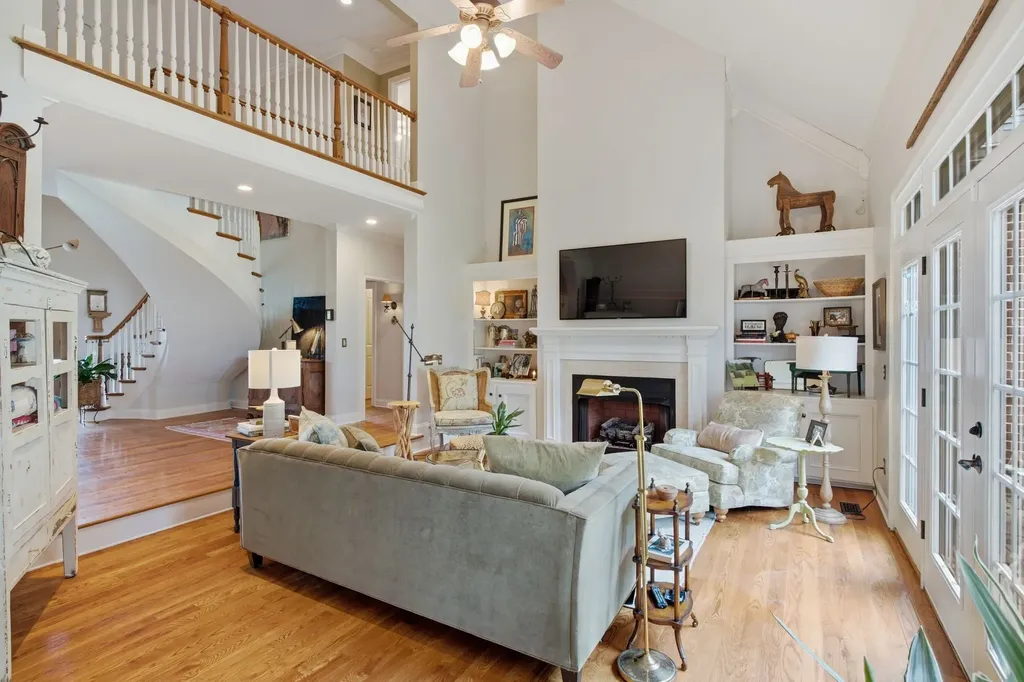 2404 Savage Creek Drive Springfield TN 37172