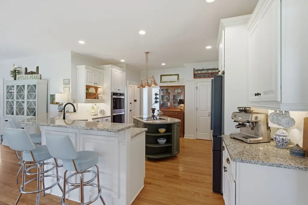 2404 Savage Creek Drive Springfield TN 37172