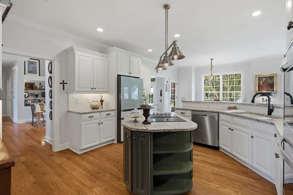 2404 Savage Creek Drive Springfield TN 37172
