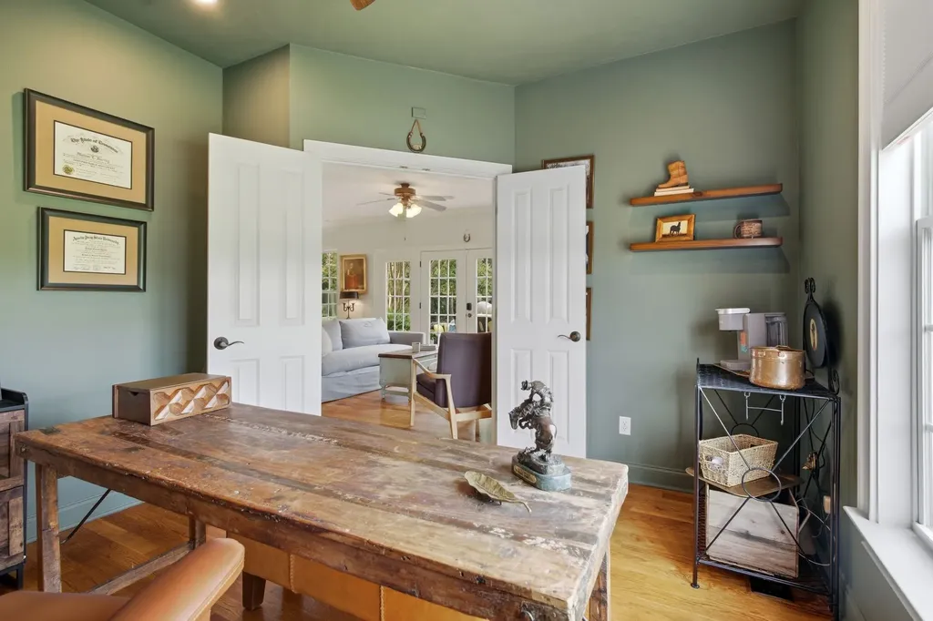 2404 Savage Creek Drive Springfield TN 37172
