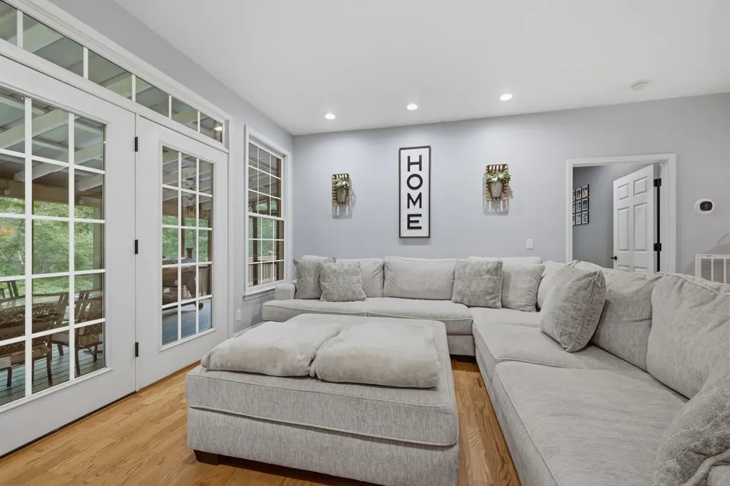 349 Parkview Lane Centerville TN 37033