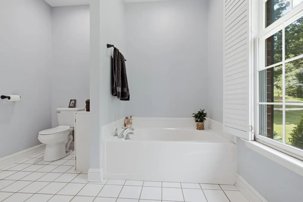 349 Parkview Lane Centerville TN 37033
