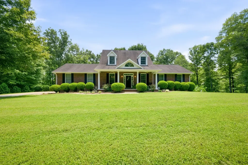 349 Parkview Lane Centerville TN 37033