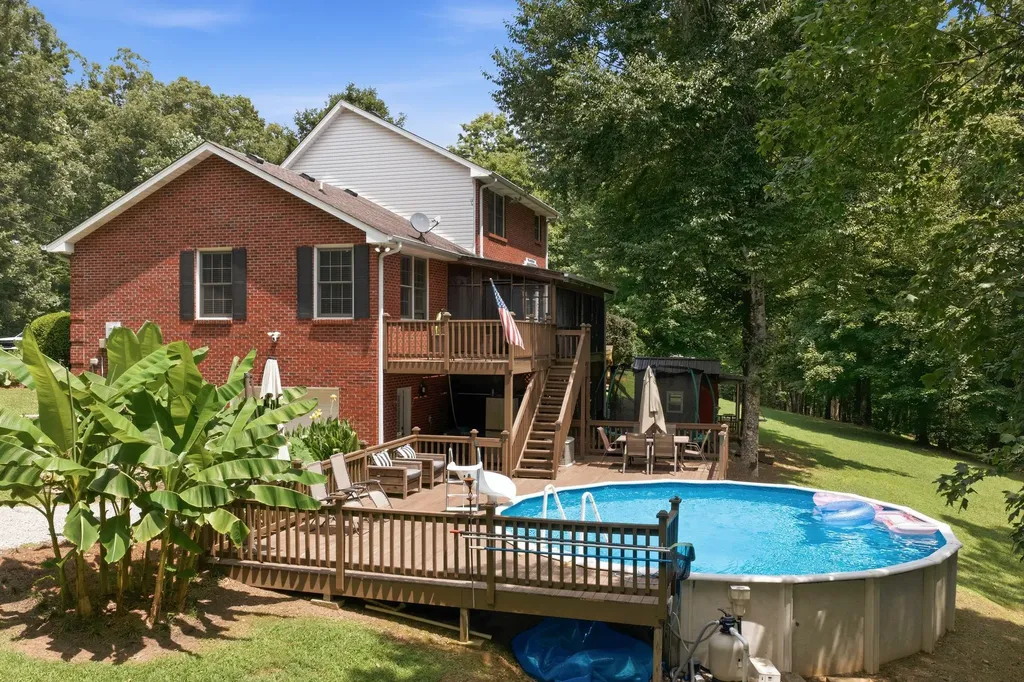 349 Parkview Lane Centerville TN 37033