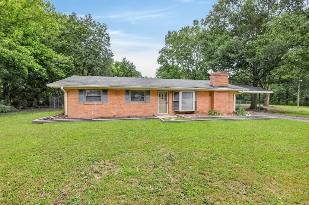 123 Houston Bell Road Manchester TN 37355
