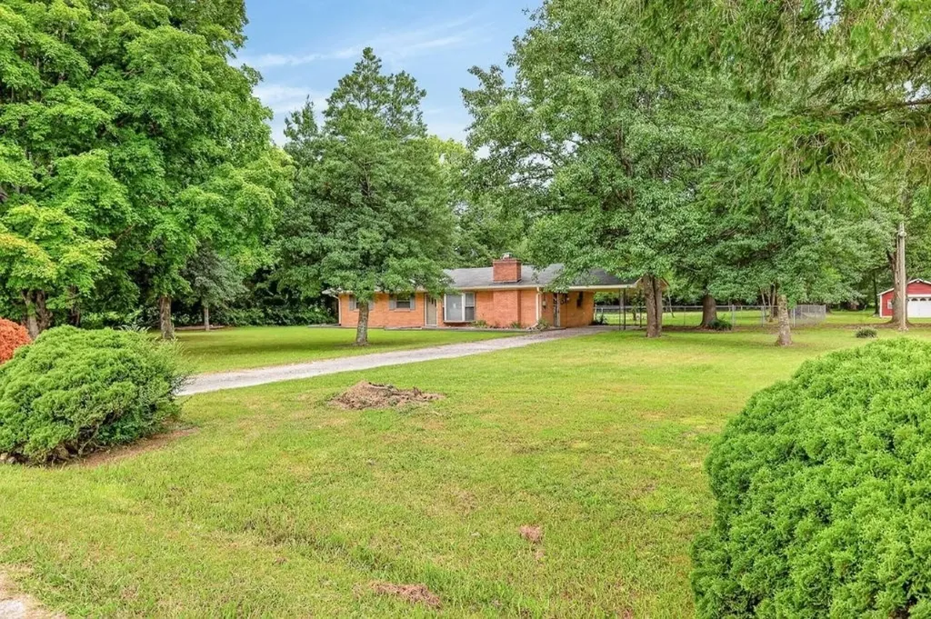 123 Houston Bell Road Manchester TN 37355