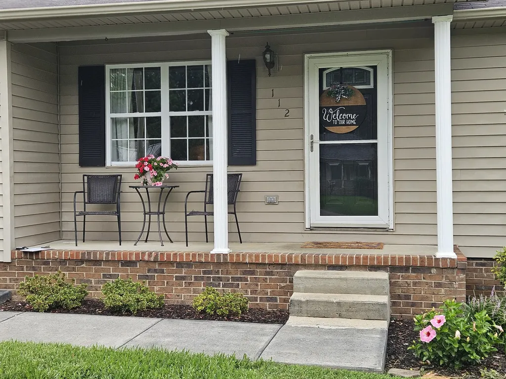 112 Darnell Drive Tullahoma TN 37388