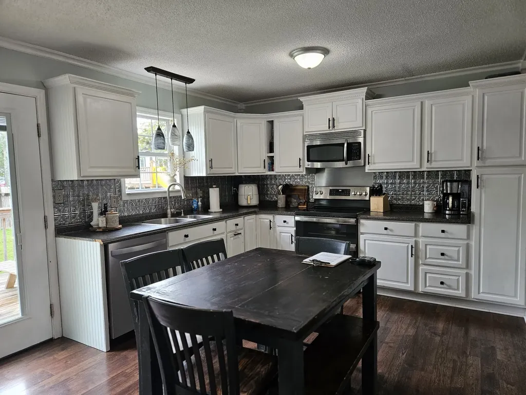 112 Darnell Drive Tullahoma TN 37388