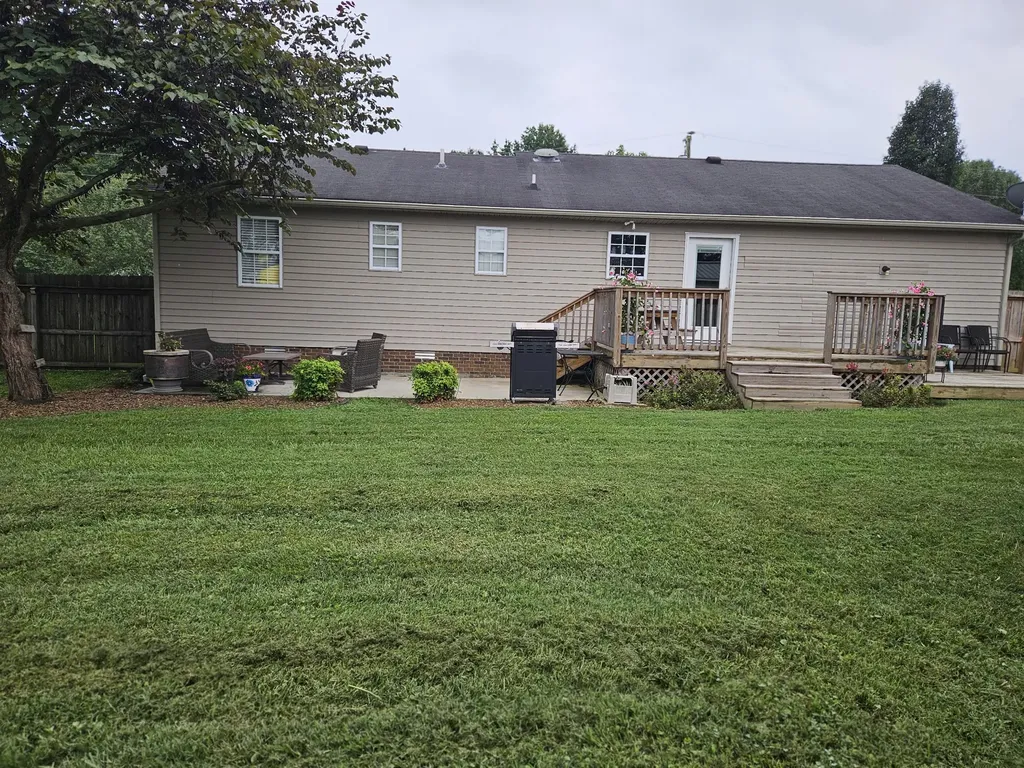 112 Darnell Drive Tullahoma TN 37388
