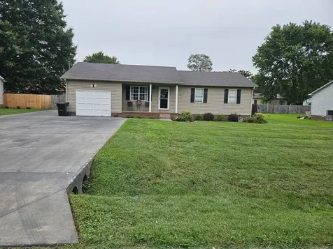 112 Darnell Drive Tullahoma TN 37388