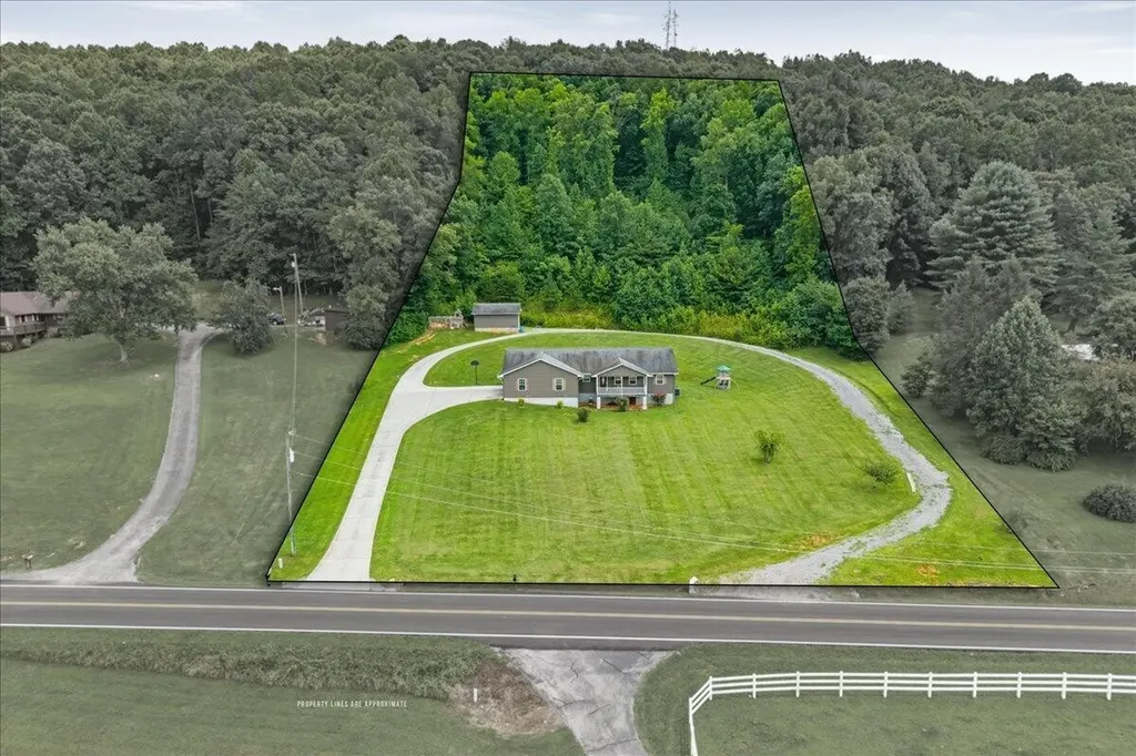 251 County Road 67 Riceville TN 37370