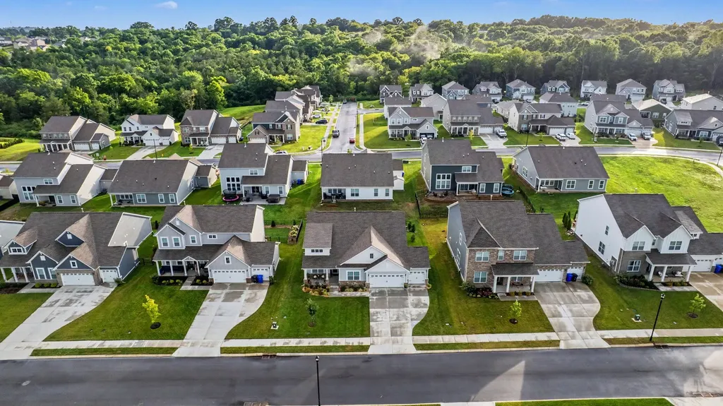 2669 Augusta Trace Drive Columbia TN 38401