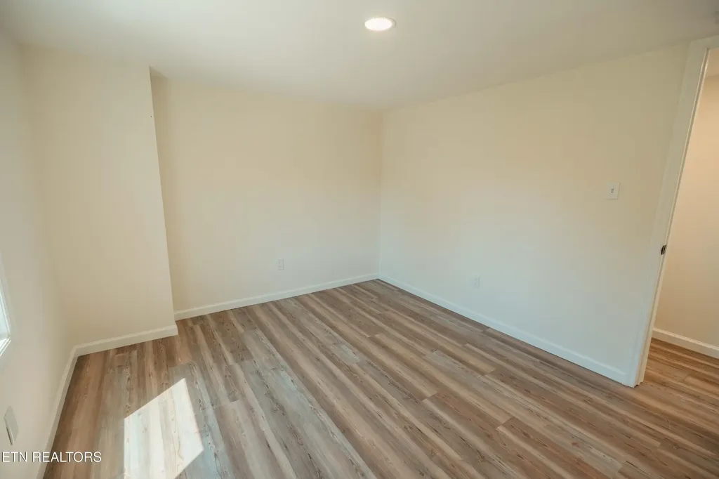 106 Wainwright Road Oak Ridge TN 37830