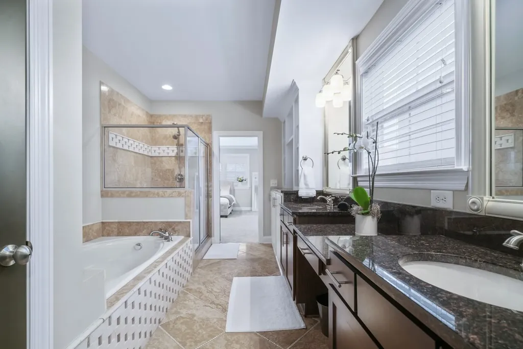 1711 14th Ave, S Nashville TN 37212