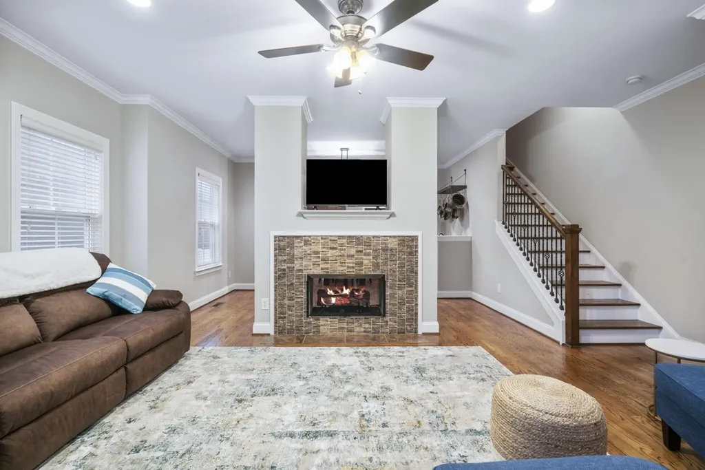 1711 14th Ave, S Nashville TN 37212