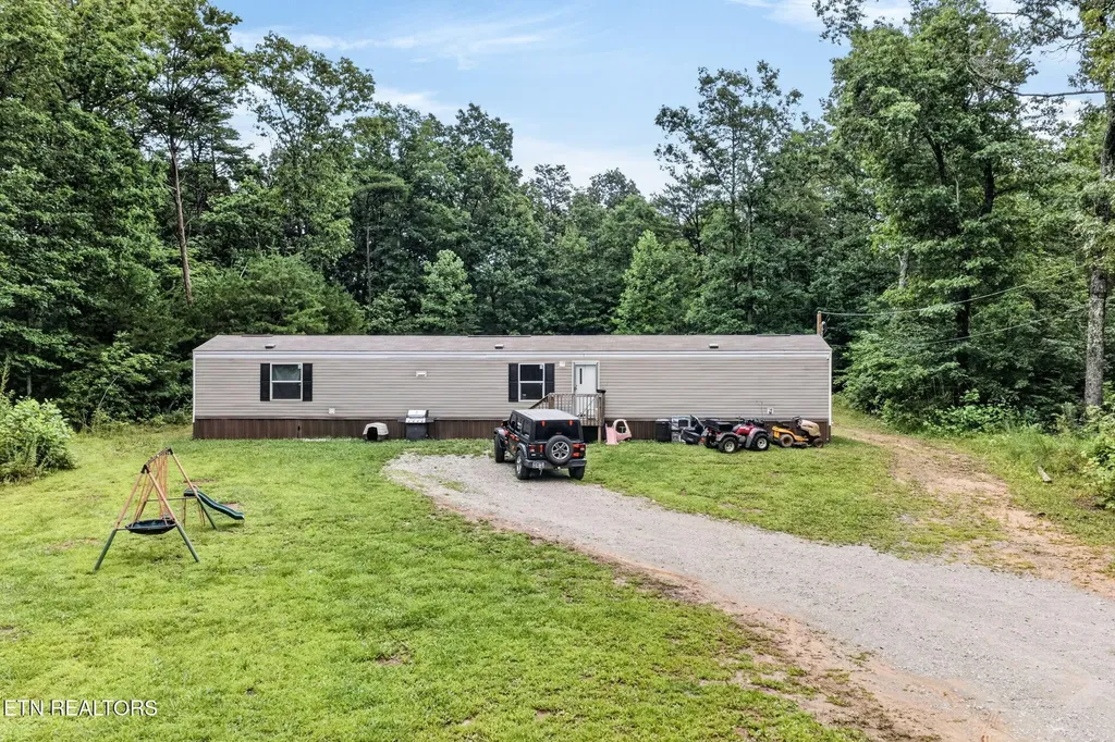 460 Jim Garrett Road Monterey TN 38574
