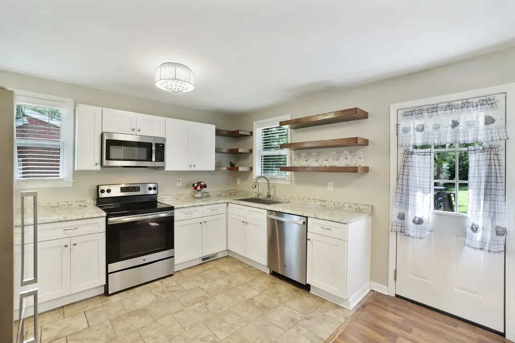 856 Gallavista Avenue Madison TN 37115