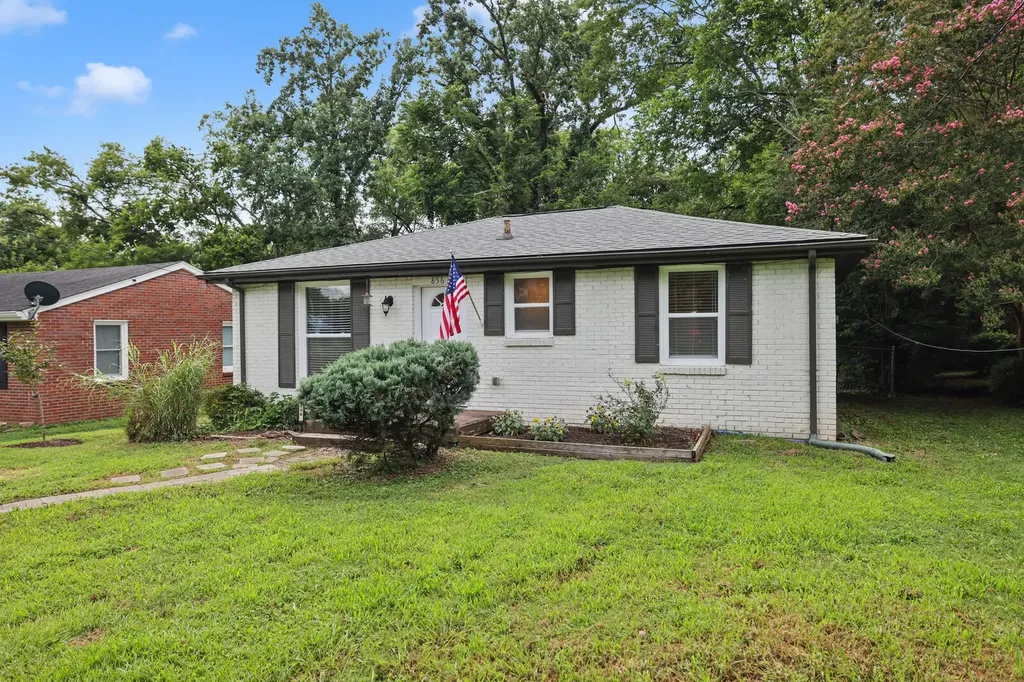 856 Gallavista Avenue Madison TN 37115