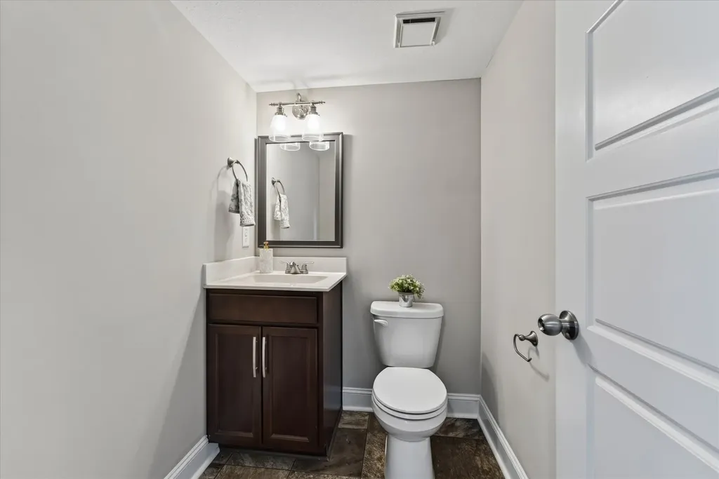 488 Kinslow Court Clarksville TN 37040