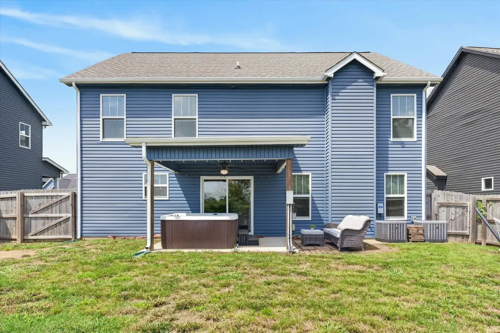 488 Kinslow Court Clarksville TN 37040