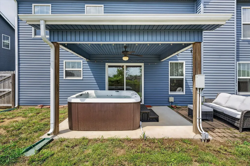488 Kinslow Court Clarksville TN 37040