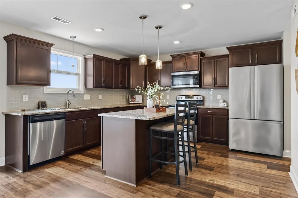 488 Kinslow Court Clarksville TN 37040