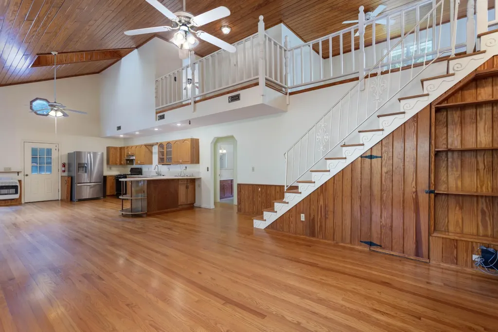 165 Paglen Ridge Drive Pikeville TN 37367