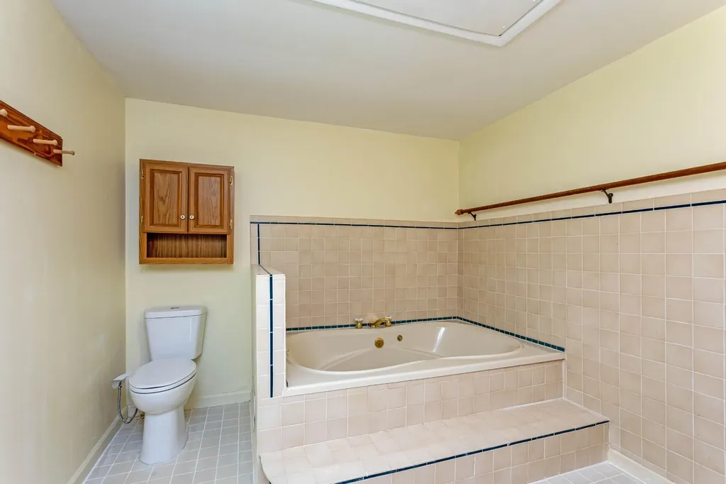 165 Paglen Ridge Drive Pikeville TN 37367