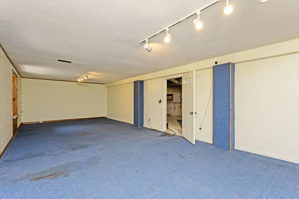 165 Paglen Ridge Drive Pikeville TN 37367