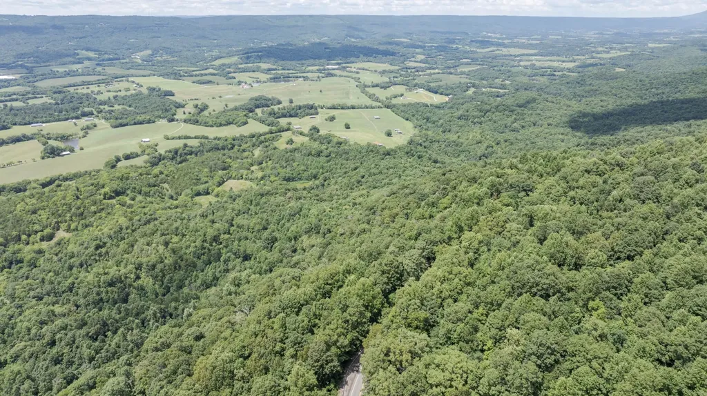 165 Paglen Ridge Drive Pikeville TN 37367