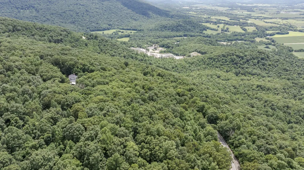 165 Paglen Ridge Drive Pikeville TN 37367
