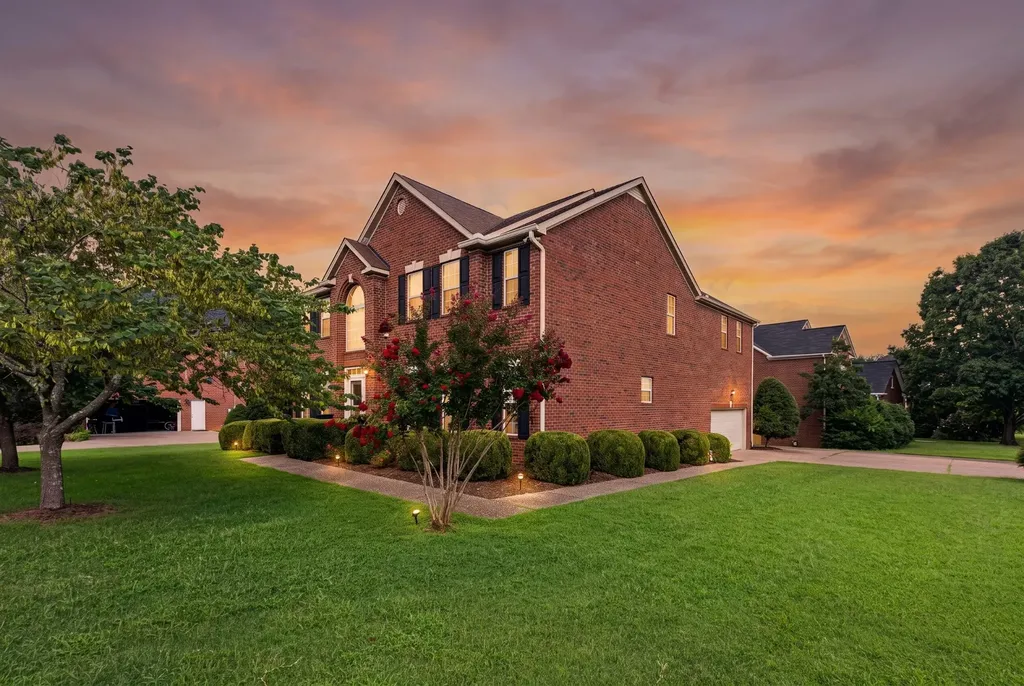 5037 Traceway Drive Nashville TN 37221