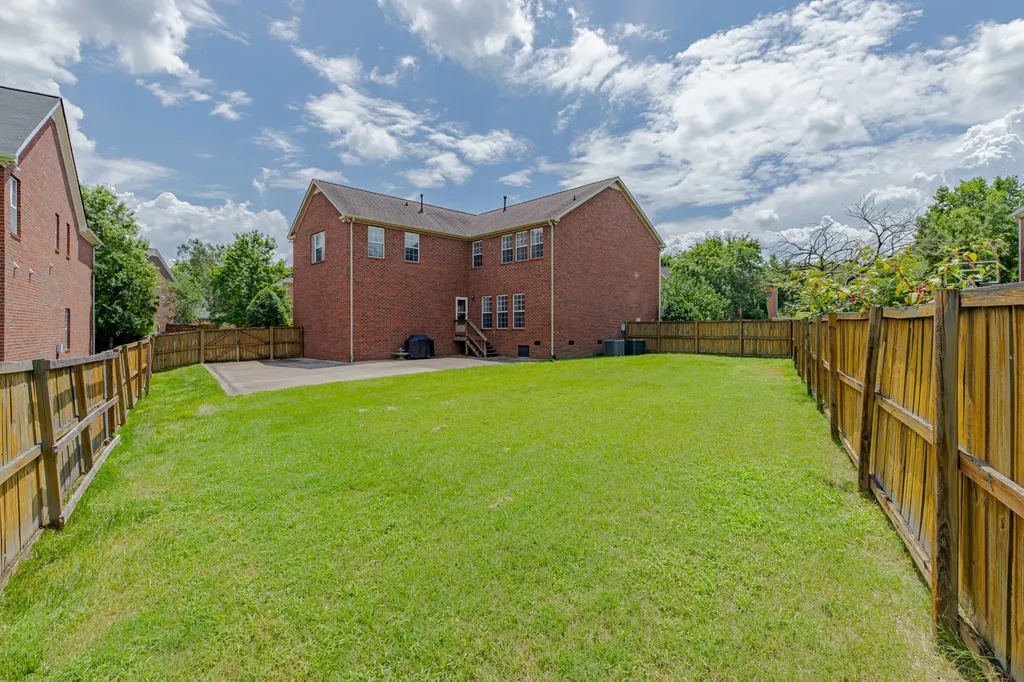 5037 Traceway Drive Nashville TN 37221