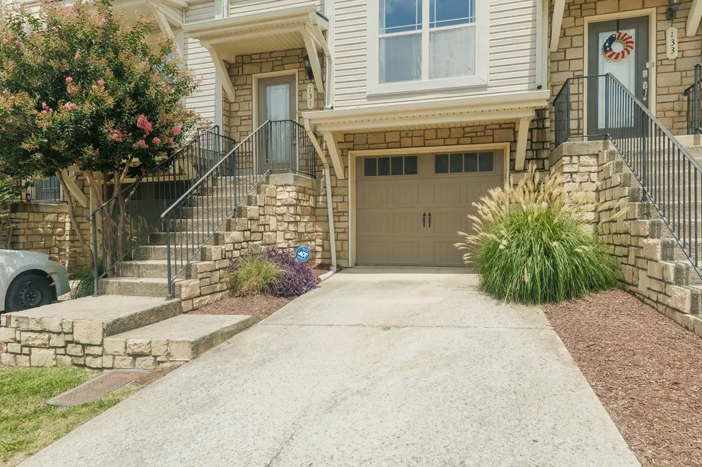 131 Stonecrest Drive Nashville TN 37209