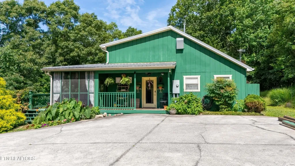 2851 Kingston Highway Kingston TN 37763