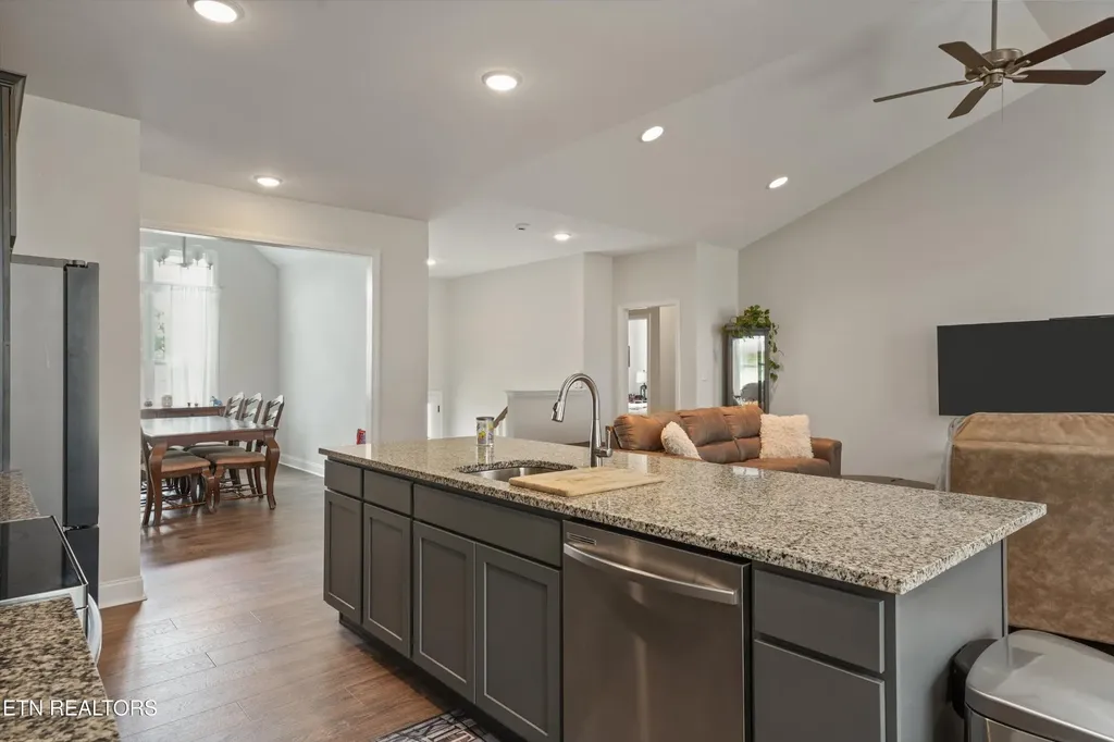 8121 Chapel Hill Lane Knoxville TN 37938