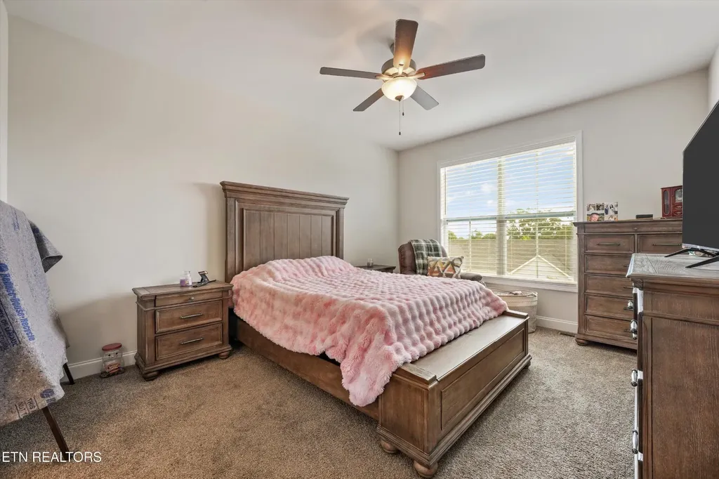 8121 Chapel Hill Lane Knoxville TN 37938