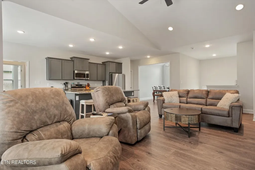 8121 Chapel Hill Lane Knoxville TN 37938