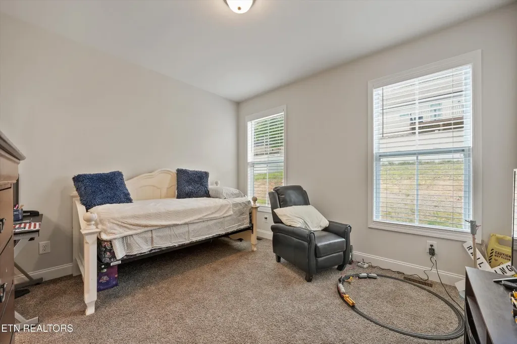 8121 Chapel Hill Lane Knoxville TN 37938