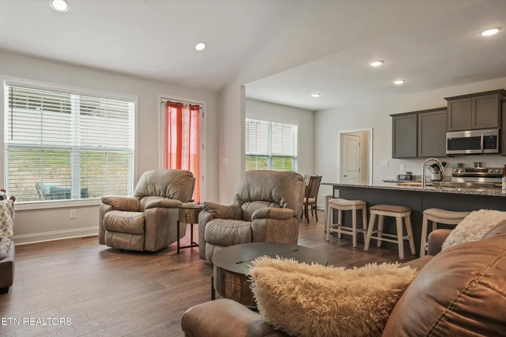 8121 Chapel Hill Lane Knoxville TN 37938