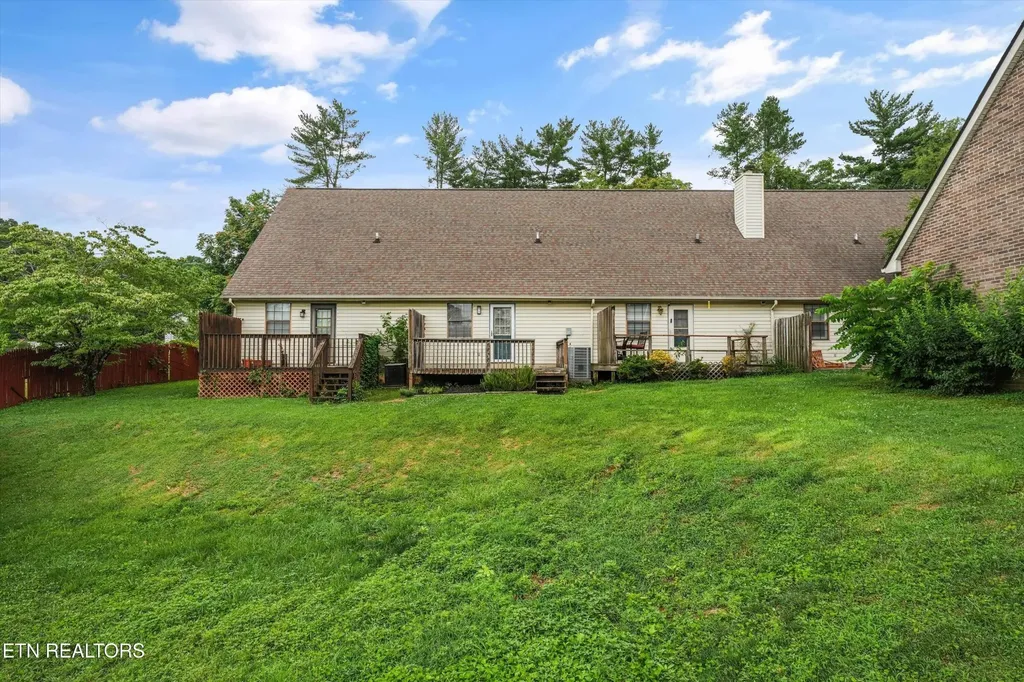 9005 Fountain Brook Lane Knoxville TN 37923