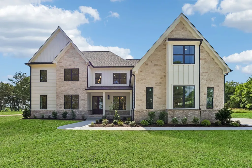 3390 Mealer Road Chapel Hill TN 37034