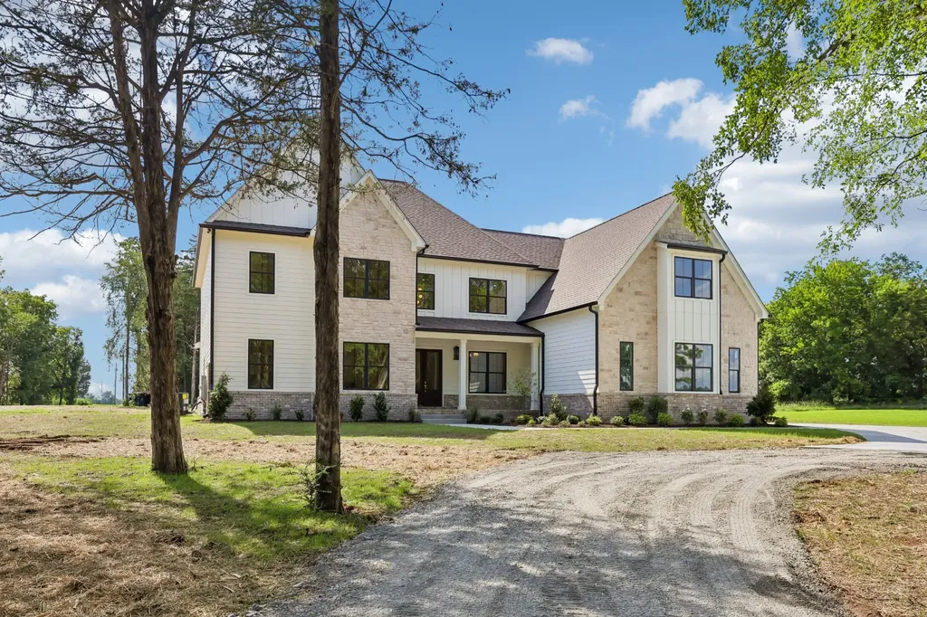 3390 Mealer Road Chapel Hill TN 37034