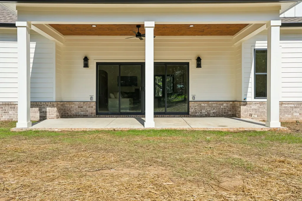 3390 Mealer Road Chapel Hill TN 37034