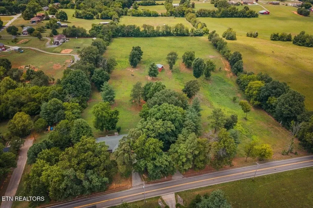 429 Old Glory Road Maryville TN 37801